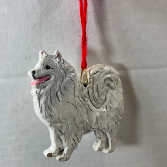 American Eskimo Dog Christmas Tree Ornament White Hand Painted 2.5"x3" - Picture 5 of 10